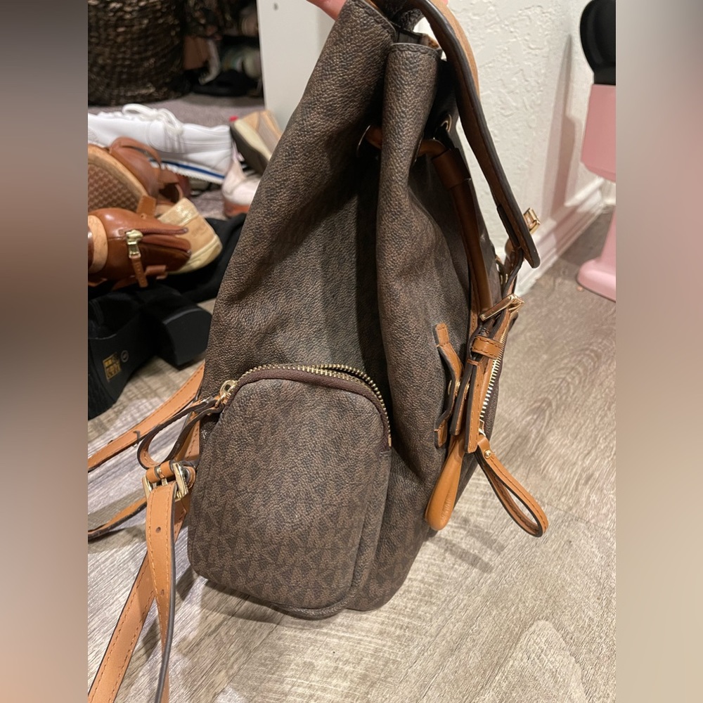 Michael Kors Abbey Large Logo Cargo Backpack Gem